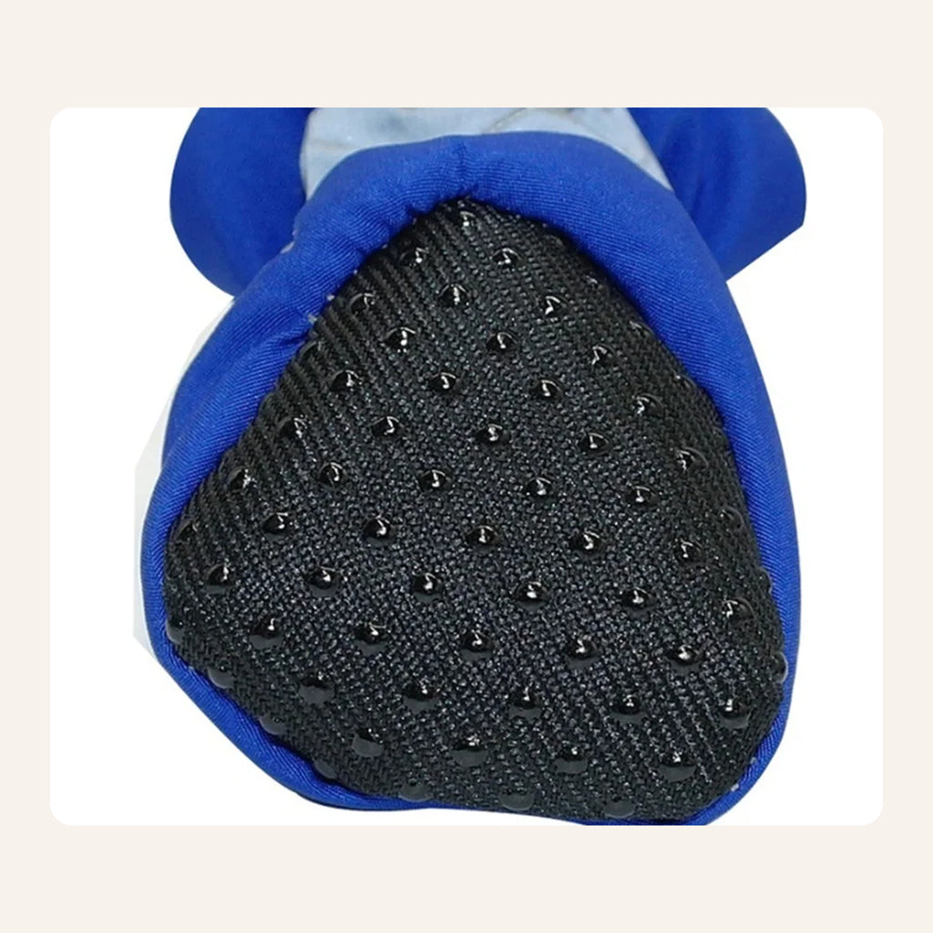 Waterproof Dog Rain Boots (Set of 4): detail anti slip sole
